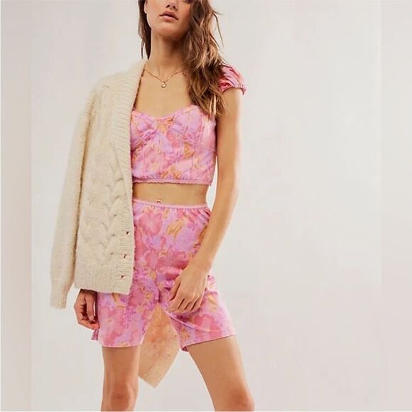 Free People let’s get physical set size large NWT - Picture 1 of 4